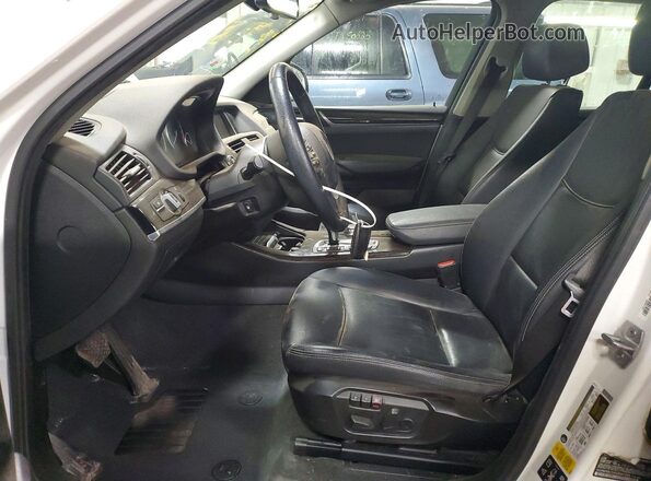 5UXWX9C5XG0D81255 2016 BMW X3 White Front interior view