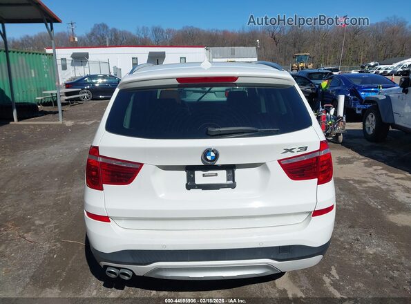 5UXWX9C5XH0T15562 2017 BMW X3 White 