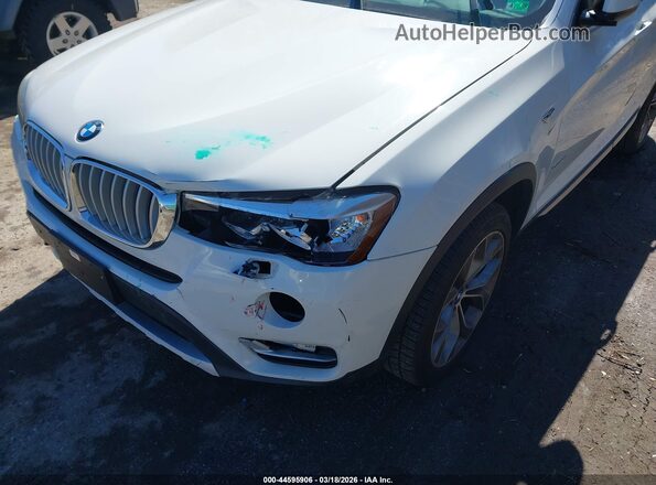5UXWX9C5XH0T15562 2017 BMW X3 White 
