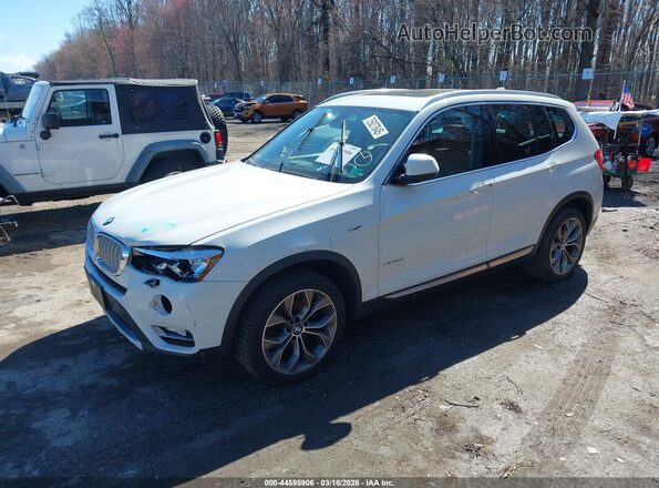 5UXWX9C5XH0T15562 2017 BMW X3 White 
