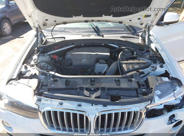 5UXWX9C5XH0T15562 2017 BMW X3 White 