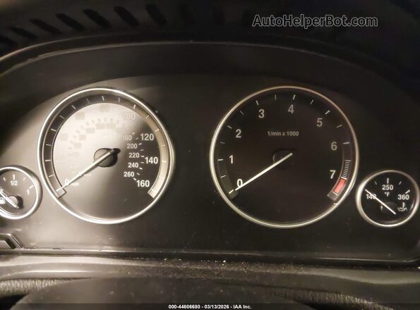 5UXWZ7C3XH0X39448 2017 BMW X3 Gray 360 interior view