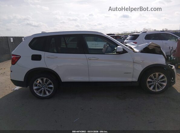 5UXWZ7C5XG0R32991 2016 BMW X3 White Widok zestawu wskaźników
