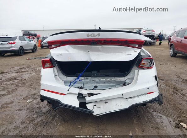 5XXG44J87RG243685 2024 KIA K5 White 