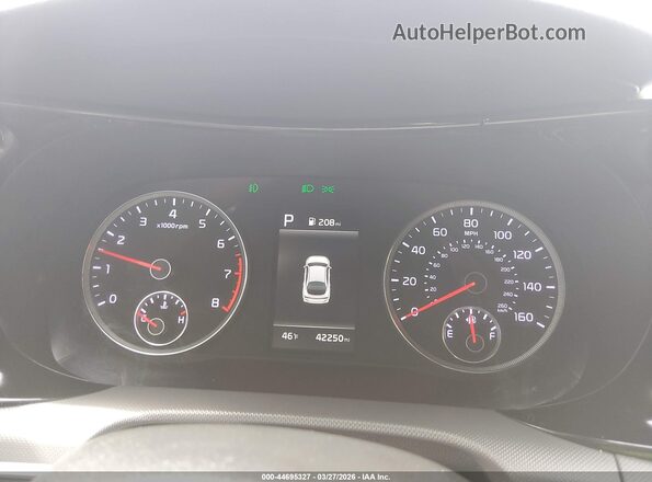5XXG64J27RG246995 2024 KIA K5 White Vista de los asientos traseros