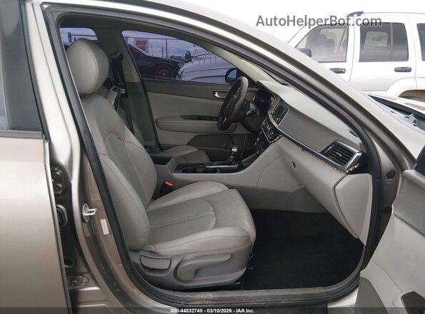 5XXGU4L39GG046998 2016 KIA OPTIMA Gray Front interior view