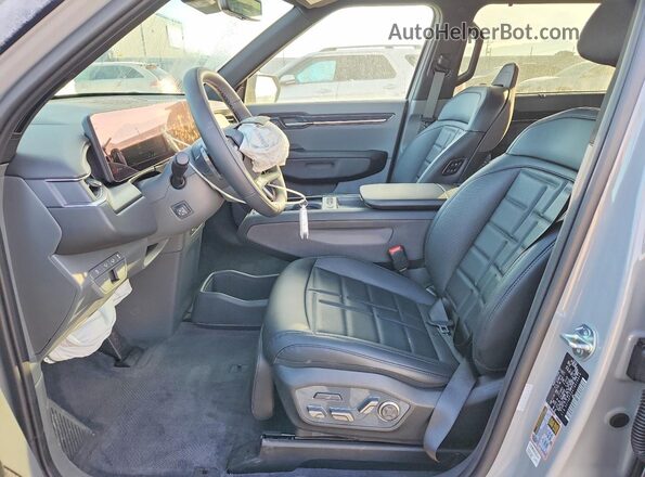 5XYADFS54TG016849 2026 KIA EV9 Gray წინა სალონის ხედი