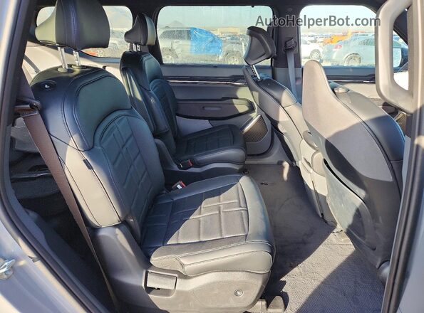 5XYADFS54TG016849 2026 KIA EV9 Gray უკანა სალონის ხედი