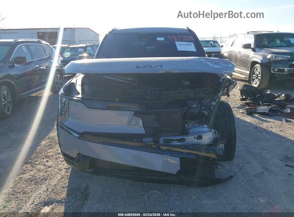 5XYADFS5XTG015866 2026 KIA EV9 Gray Widok wnętrza z tyłu