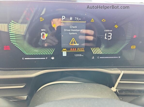 5XYK23DFXTG351757 2026 KIA SPORTAGE Black Instrument cluster view