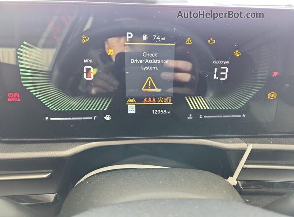 5XYK23DFXTG351757 2026 KIA SPORTAGE Black 