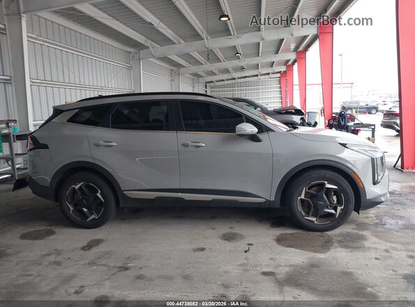 5XYK33DF6TG358217 2026 KIA SPORTAGE Серый Вид задней части салона