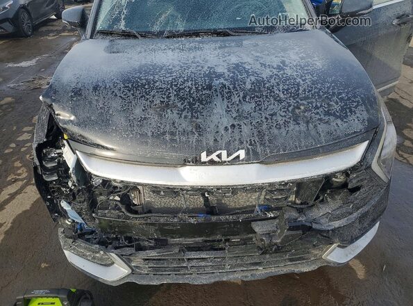 5XYK3CDFXSG282693 2025 KIA SPORTAGE Black ძრავის განყოფილების ხედი