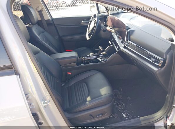 5XYK53AFXPG017729 2023 KIA SPORTAGE Серый Вид салона спереди