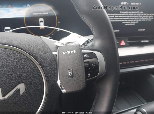 5XYK53DF7SG303526 2025 KIA SPORTAGE Gray Dashboard view