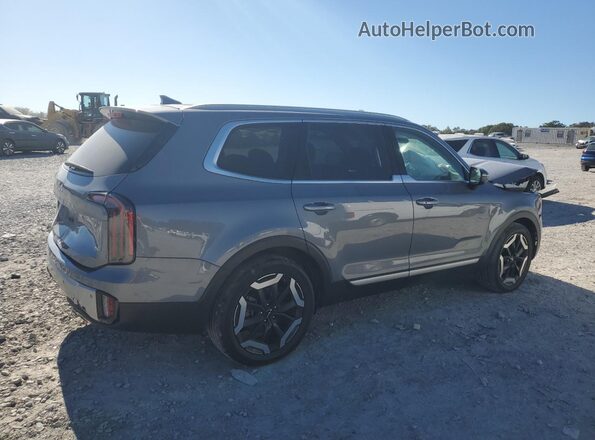 5XYP3DGC1PG341621 2023 KIA TELLURIDE Серебряный Задняя правая четверть