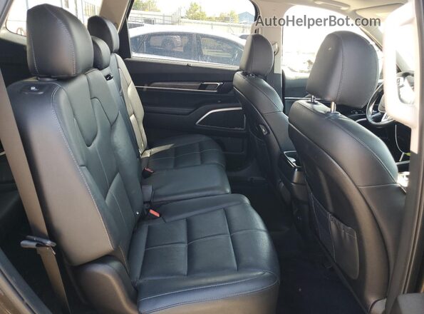 5XYP3DHC3MG115896 2021 KIA TELLURIDE Коричневый Вид задней части салона