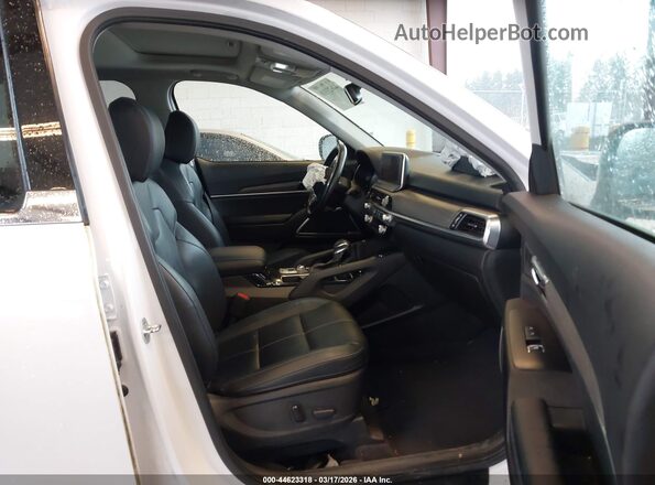 5XYP3DHC3NG218320 2022 KIA TELLURIDE White Вид салону спереду
