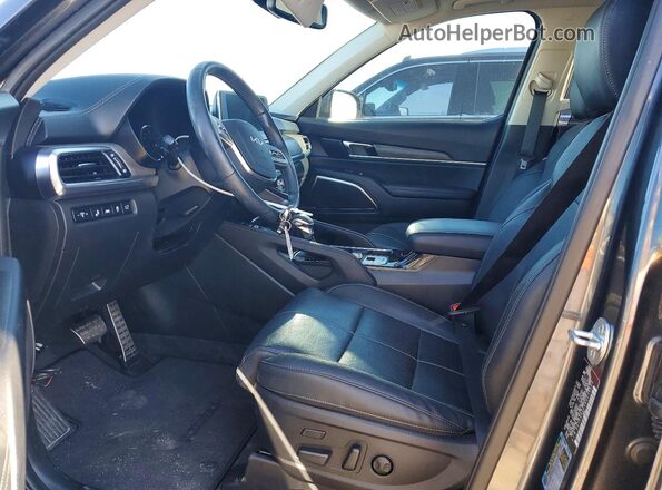 5XYP54HCXNG279223 2022 KIA TELLURIDE Black Front interior view