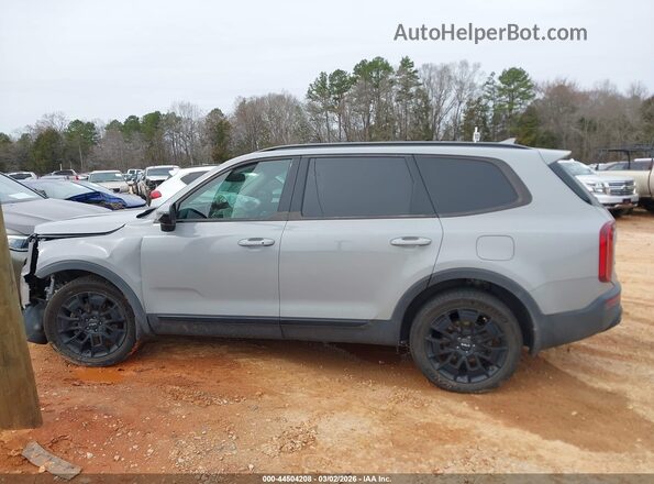 5XYP5DHC6NG263293 2022 KIA TELLURIDE Silver Widok wnętrza 360 stopni