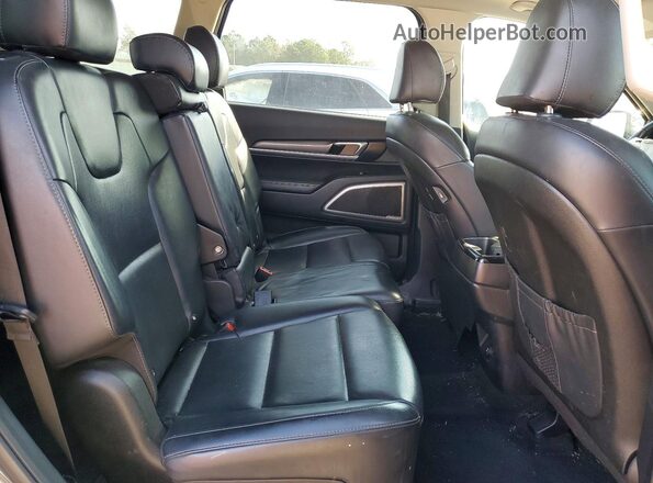 5XYP64HC4LG019071 2020 KIA TELLURIDE Gray Vista interior trasera