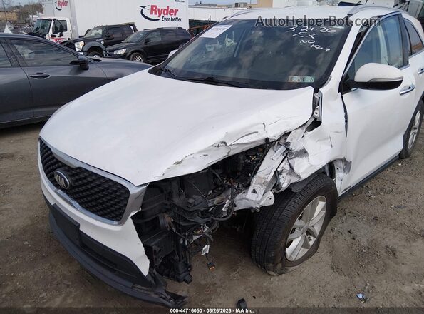 5XYPGDA33HG258514 2017 KIA SORENTO White 