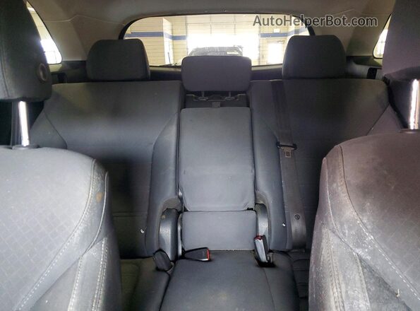 5XYPGDA38LG645083 2020 KIA SORENTO White Vista de los asientos traseros