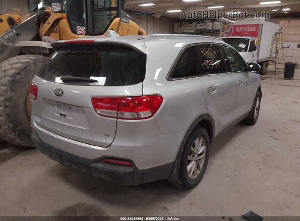 5XYPGDA5XGG012026 2016 KIA SORENTO Silver 