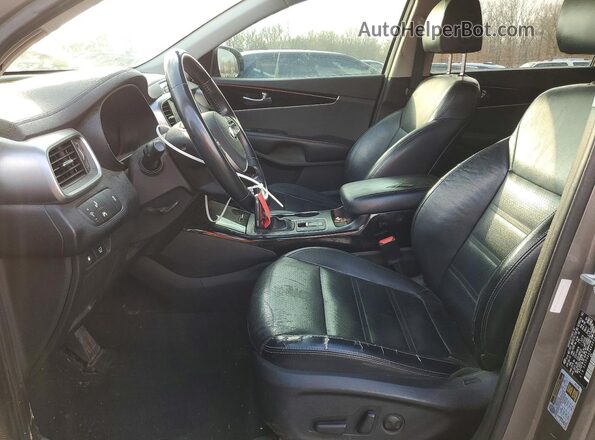 5XYPH4A56KG456672 2019 KIA SORENTO Silver 