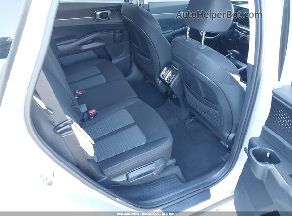 5XYRG4JC5TG432861 2026 KIA SORENTO Silver VIN sticker view