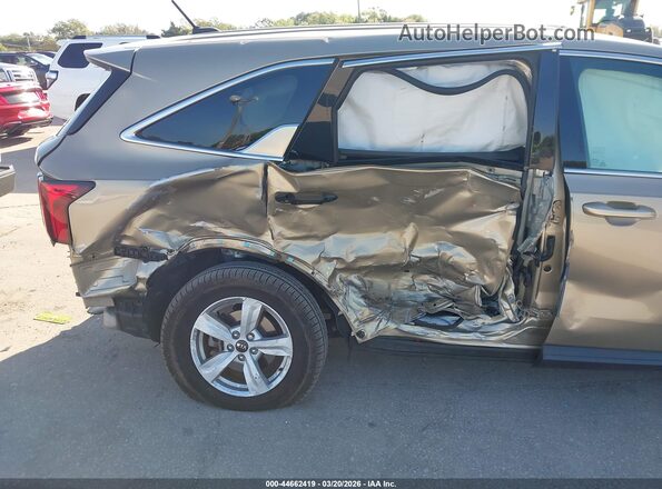 5XYRG4LC0MG003948 2021 KIA SORENTO Gold Front view