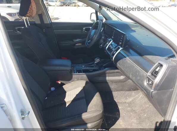 5XYRG4LC5MG021121 2021 KIA SORENTO White Front interior view