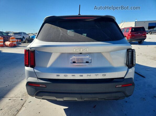 5XYRG4LC9NG150142 2022 KIA SORENTO Silver Vista trasera