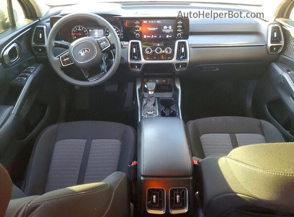 5XYRGDLC1MG016885 2021 KIA SORENTO Silver Widok deski rozdzielczej