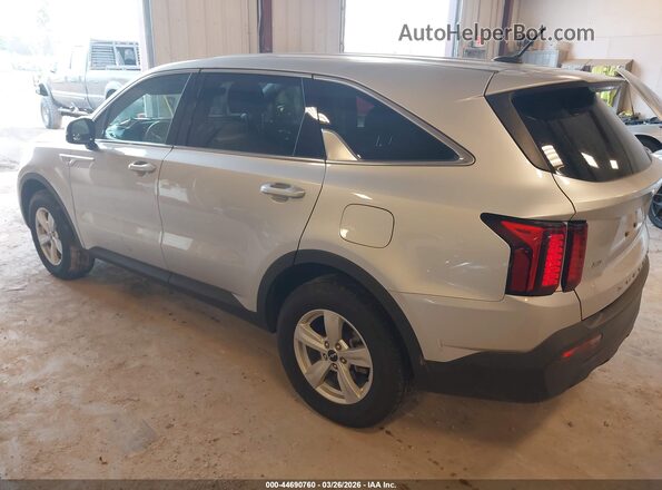 5XYRGDLC8NG084098 2022 KIA SORENTO Silver 