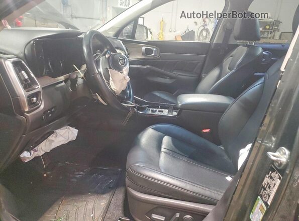 5XYRHDLF0MG067897 2021 KIA SORENTO Green Front interior view