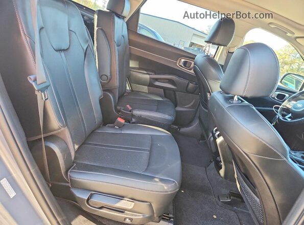 5XYRHDLF8MG032394 2021 KIA SORENTO Gray უკანა სალონის ხედი