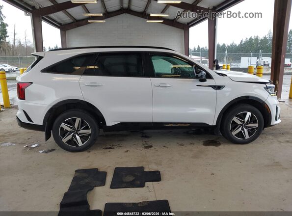 5XYRHDLF9MG014583 2021 KIA SORENTO White 360 interior view