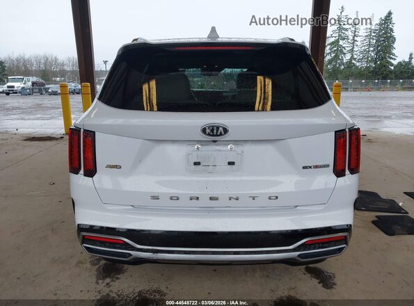 5XYRHDLF9MG014583 2021 KIA SORENTO White 