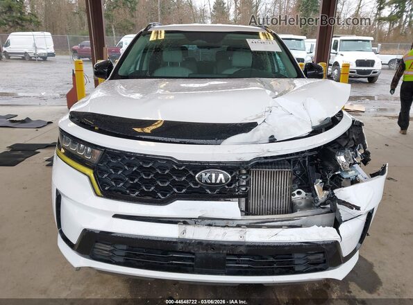 5XYRHDLF9MG014583 2021 KIA SORENTO White Rear interior view