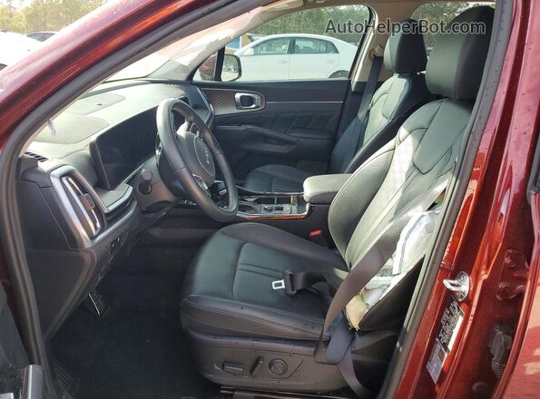 5XYRK4JF8RG255739 2024 KIA SORENTO Maroon Vista interior delantera