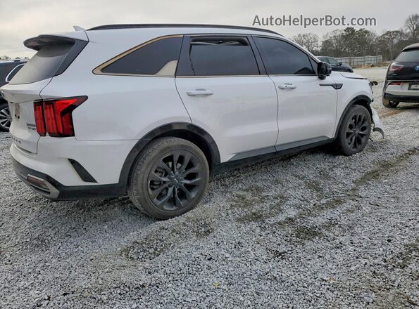 5XYRK4LF3MG024477 2021 KIA SORENTO White 