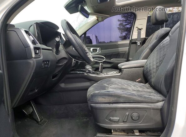 5XYRK4LF3MG024477 2021 KIA SORENTO White 