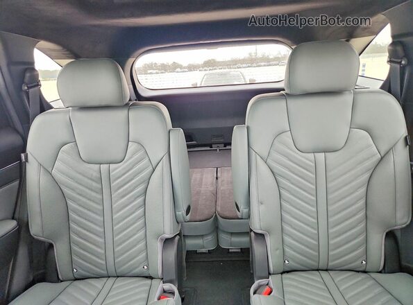 5XYRKDJF6RG306901 2024 KIA SORENTO Black უკანა სავარძლების ხედი