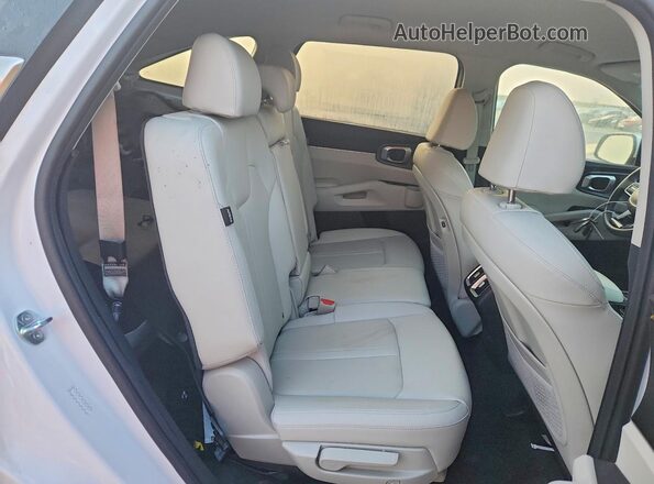 5XYRL4JC6RG302205 2024 KIA SORENTO Белый Вид задней части салона