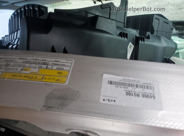 5XYRL4LC7PG221255 2023 KIA SORENTO Gray Widok deski rozdzielczej