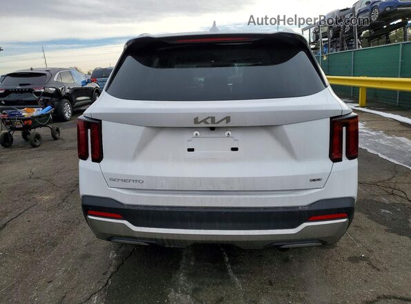 5XYRLDJC1TG429080 2026 KIA SORENTO White Rear view