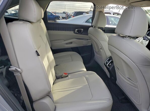 5XYRLDJCXTG413735 2026 KIA SORENTO Серый Вид задней части салона