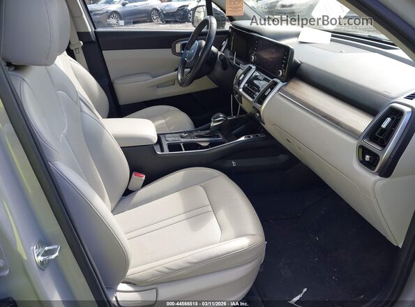 5XYRLDLC1NG092197 2022 KIA SORENTO Gray Widok wnętrza z przodu