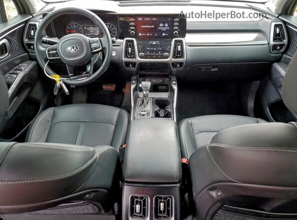 5XYRLDLC8MG064573 2021 KIA SORENTO Gold Dashboard view